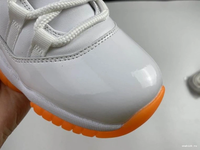 Chep Onekick BRIGHT CITRUS AIR LOW JORDAN AH7860-139 RETRO 11 0821